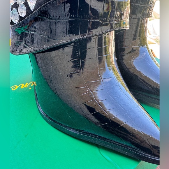 Lauren Lorraine Black and Rhinestone Heeled Boots Size 6.5 New In Box - Picture 7 of 16